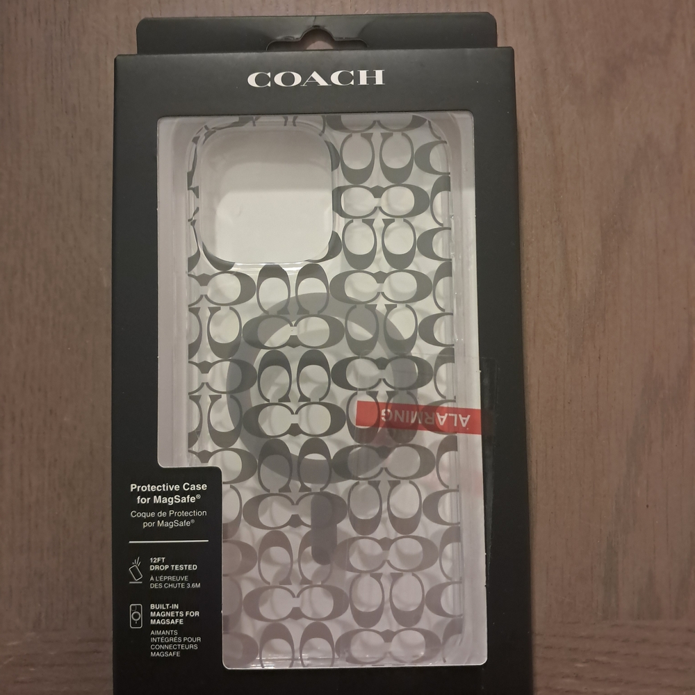 Coach Signature Pattern MagSafe Case - Black and White